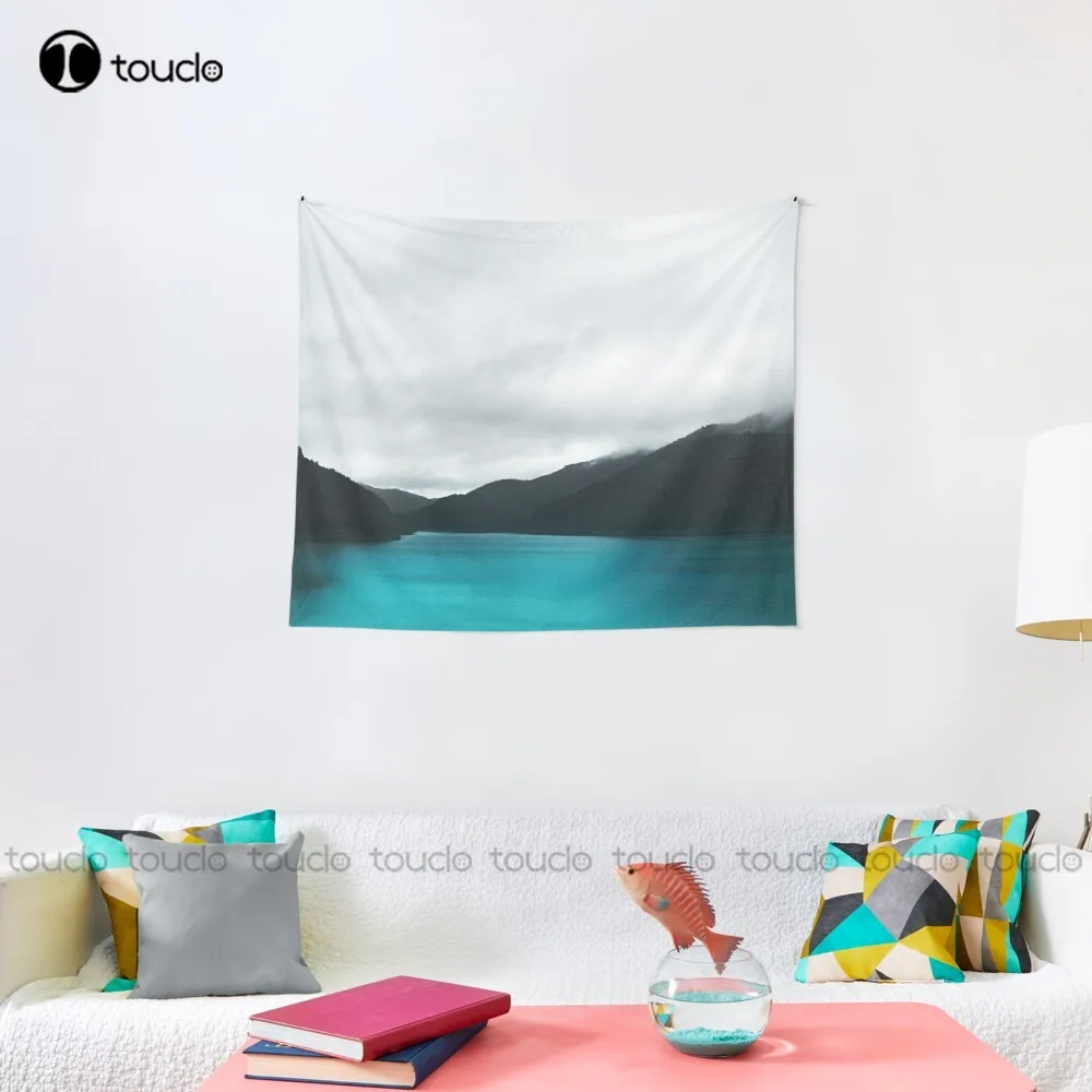 The Waters And The Wild Tapest - Home Decor Website Free reseña y precio